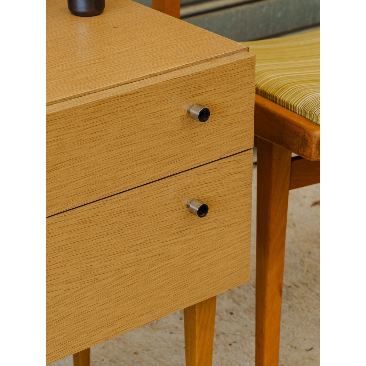 Table de chevet en bois Maïa N°1626 - Bon état bois clair, DEBONGOUT