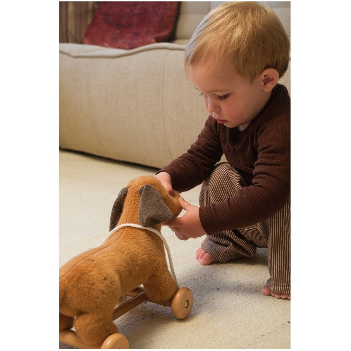 Edward le chien à tirer marron, EGMONT TOYS