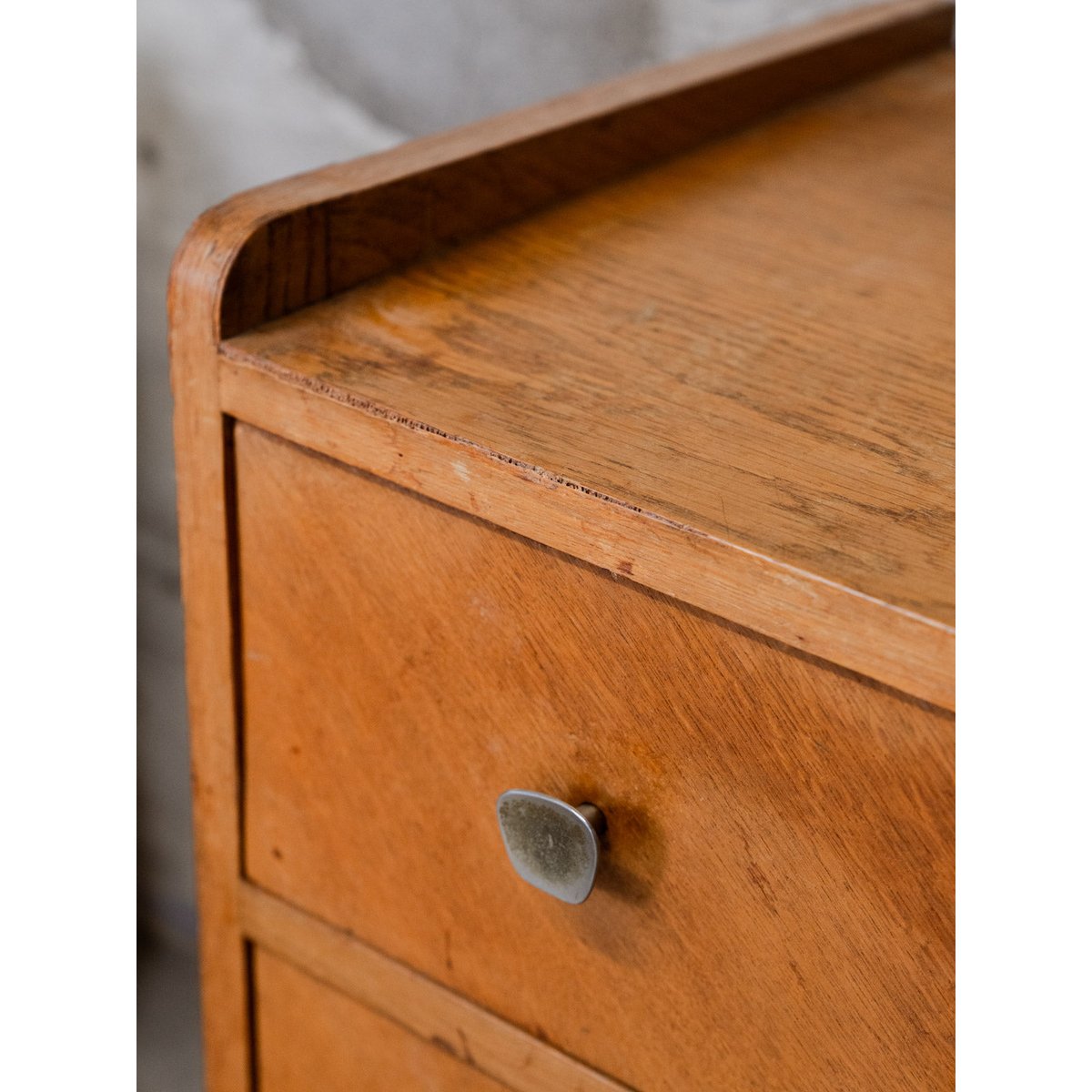 Commode en bois Olga N°458 - Bon état bois clair, DEBONGOUT