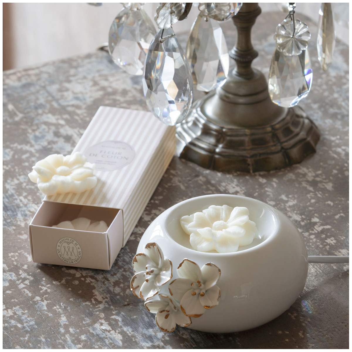 Coffret de 3 décors fondants en cire parfumée - SUBLIME JASMIN blanc, MATHILDE M