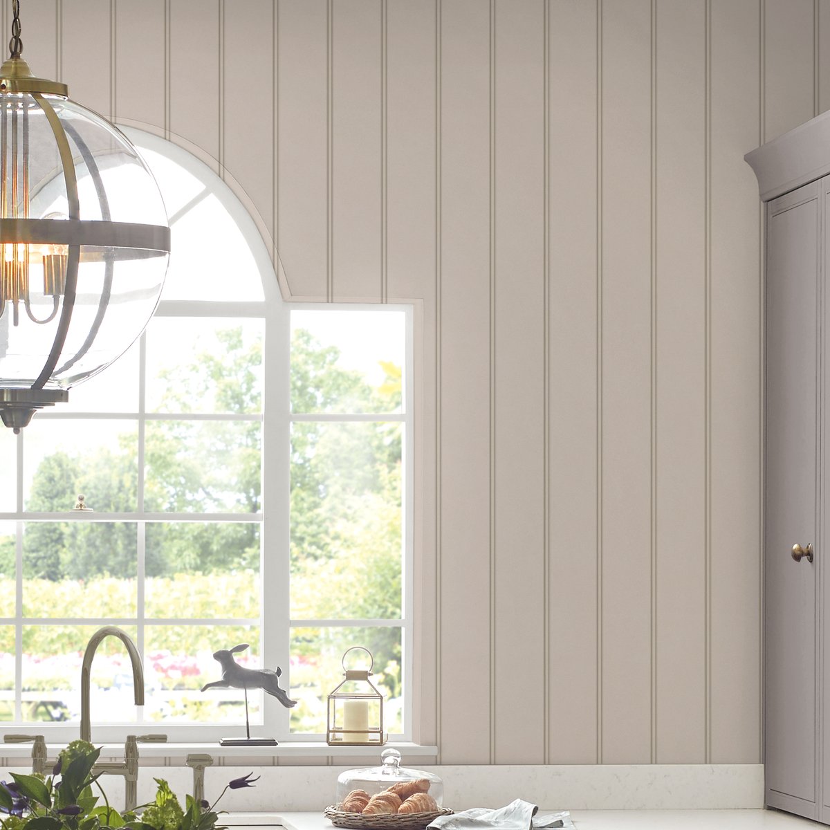 Papier peint Lambris Chalford beige grisé, LAURA ASHLEY