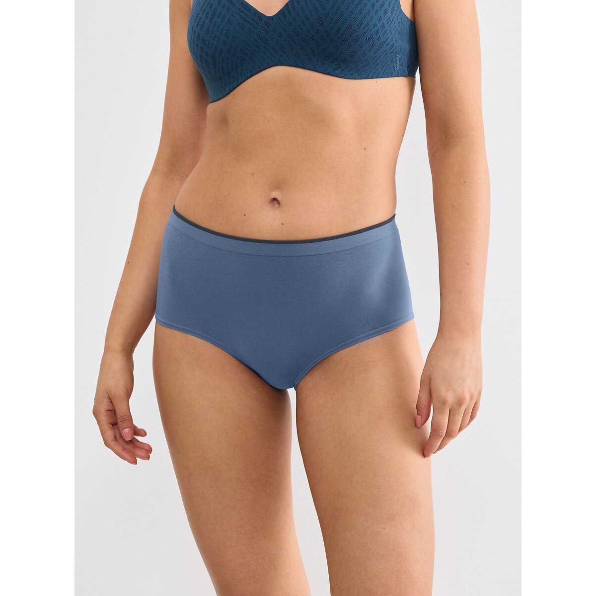 Lot de 2 culottes maxi hautes unies bleu foncé + bleu clair, SLOGGI