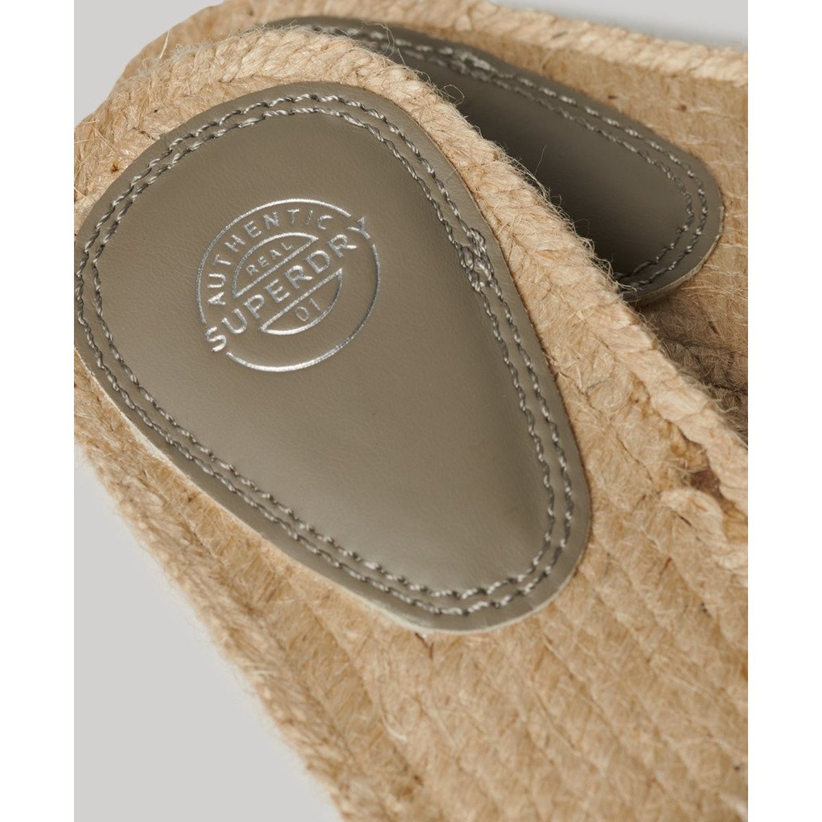 Mules compensées style espadrille en toile gris roche lunaire, SUPERDRY
