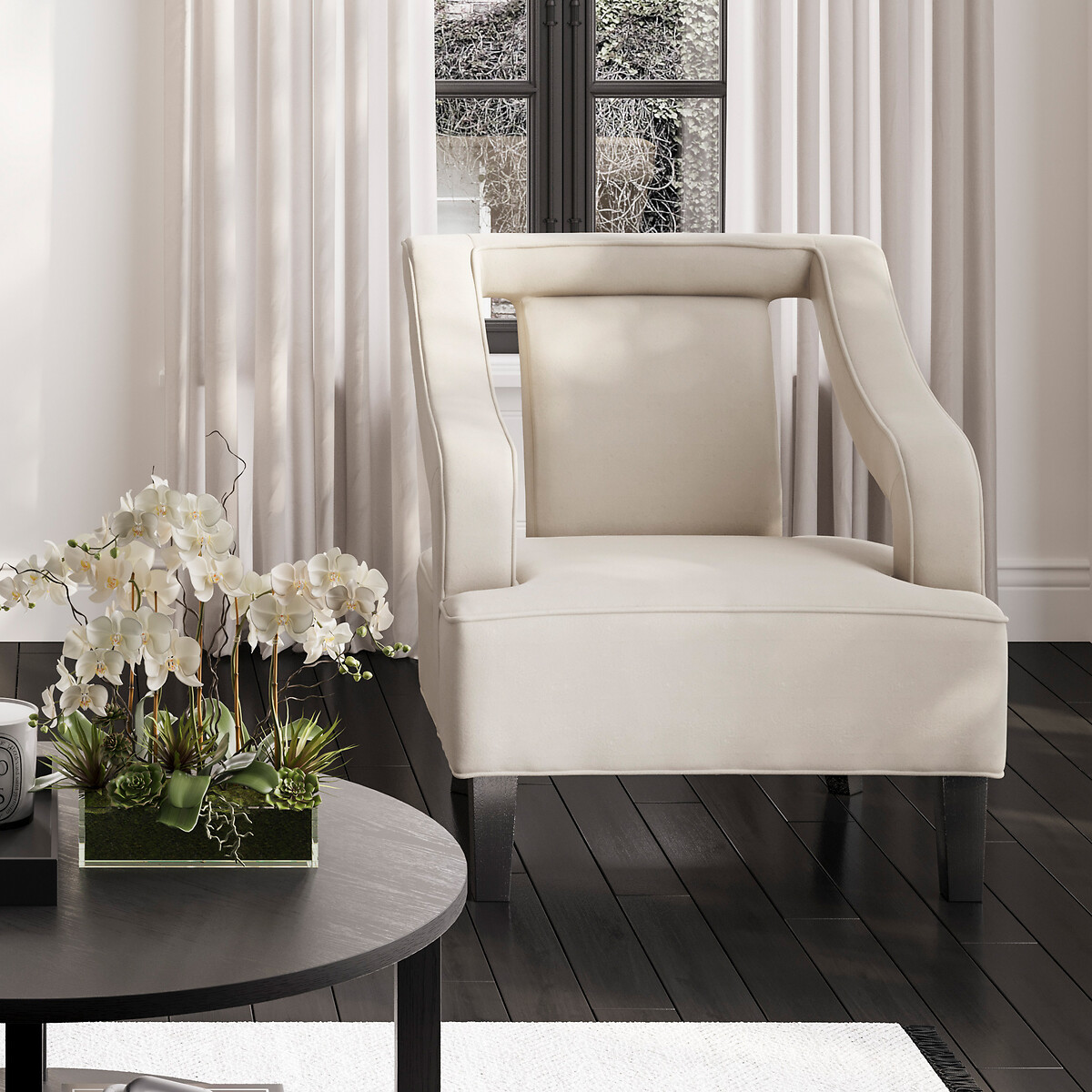 Giulia Velvet Cutaway Accent Chair ivory, ÉDITÉ