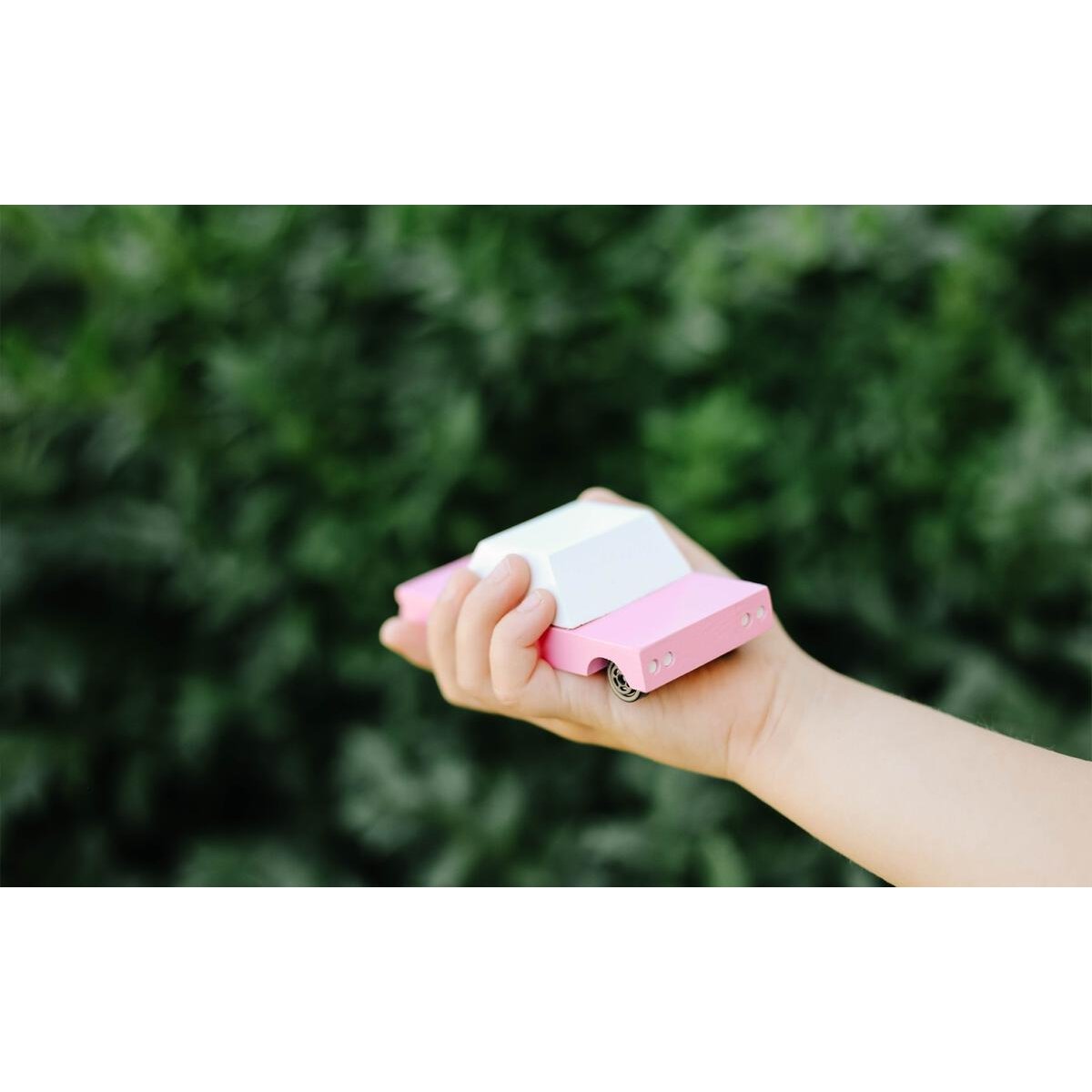 Voiture Sedan rose, CANDYLAB TOYS