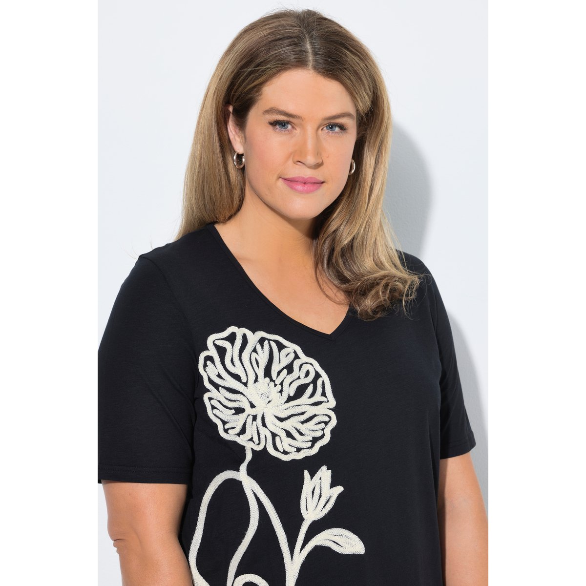 T-shirt long, broderie, manches courtes noir, ULLA POPKEN