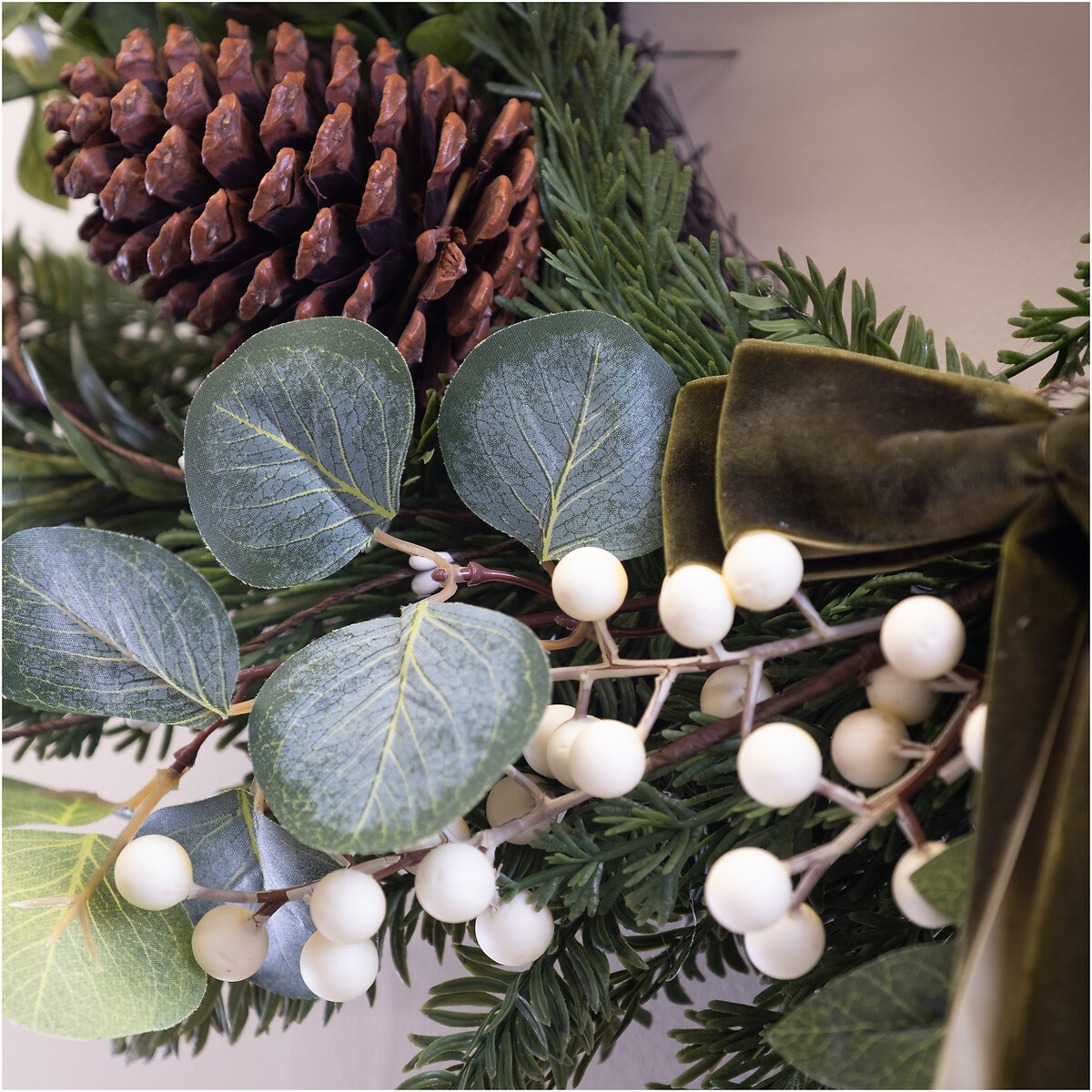 55cm Mistletoe & Pine Cone Wreath with Green Bow green, SO'HOME