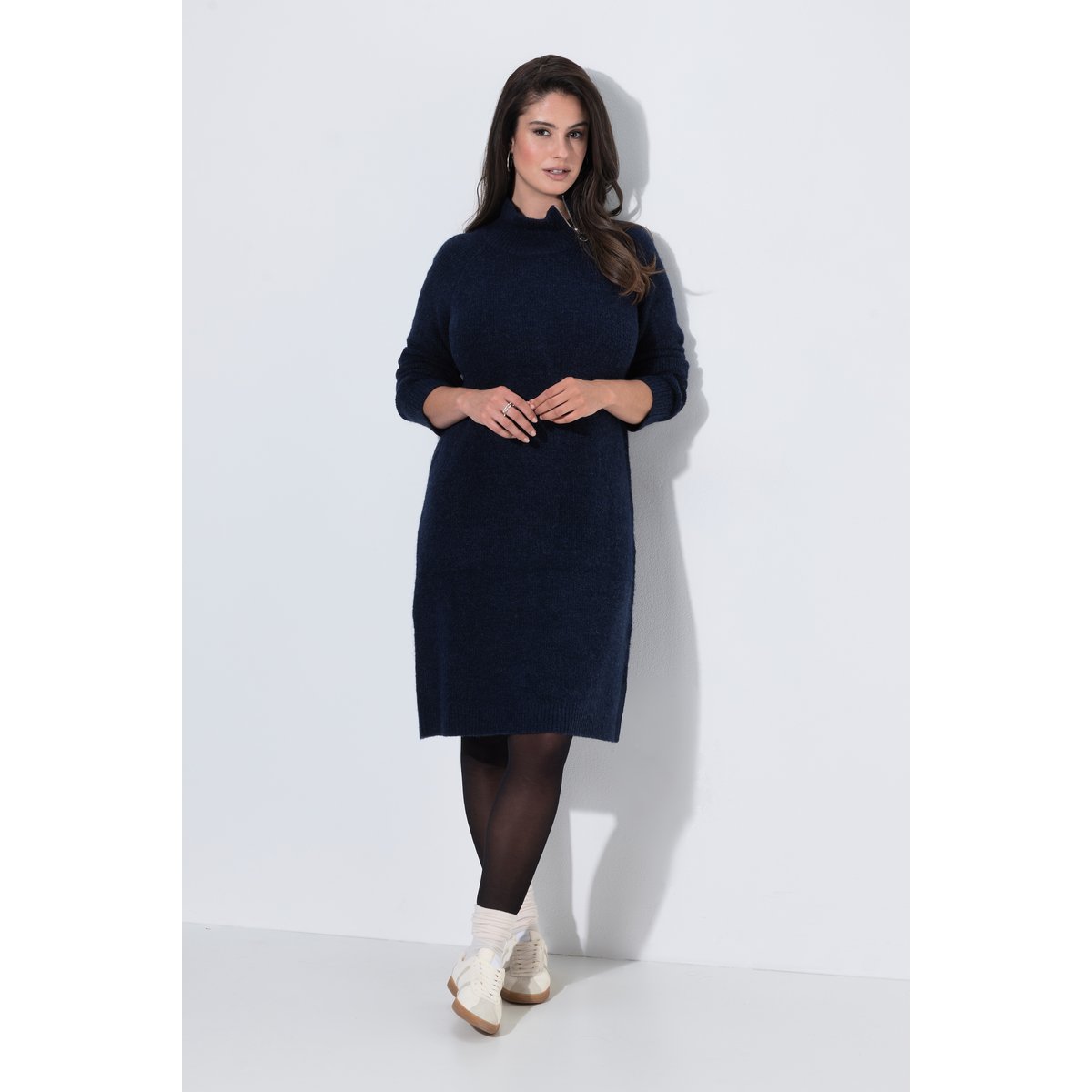 Robe en maille, empiècements bord-côte bleu encre, ULLA POPKEN