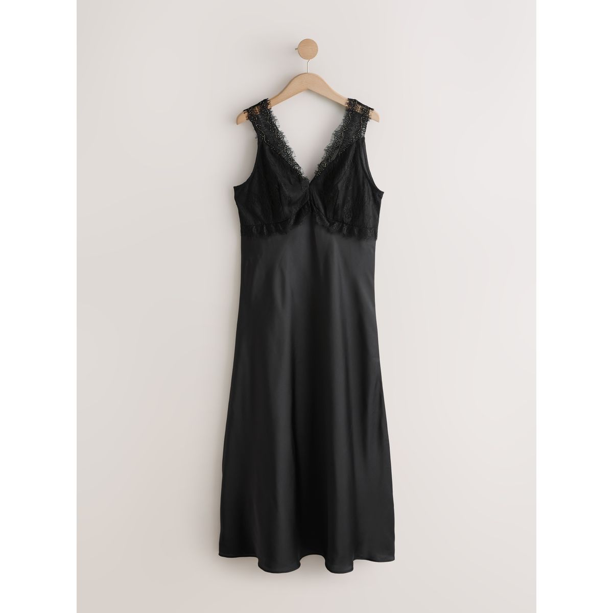 Robe mi-longue en satin à col v dentelle noir, NEXT