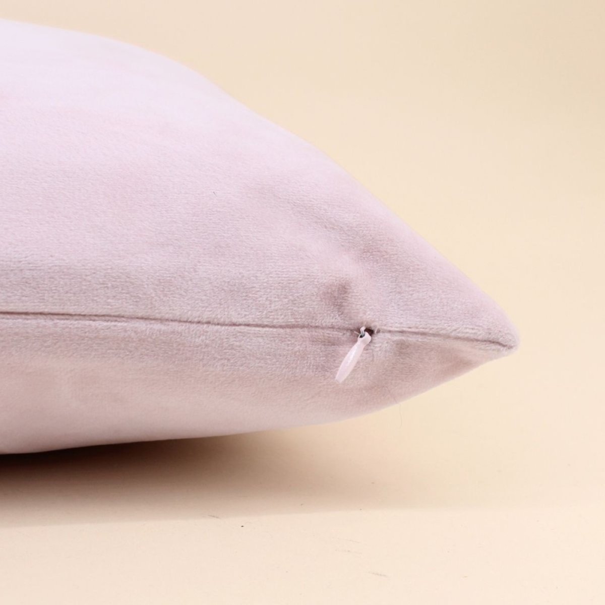 Coussin satiné 45x45cm rose, ORNAMI