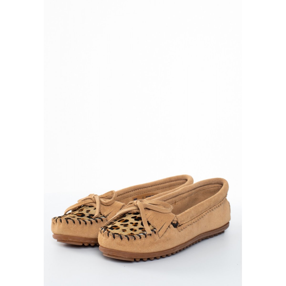 Mocassins LEOPARD KILTY taupe, MINNETONKA