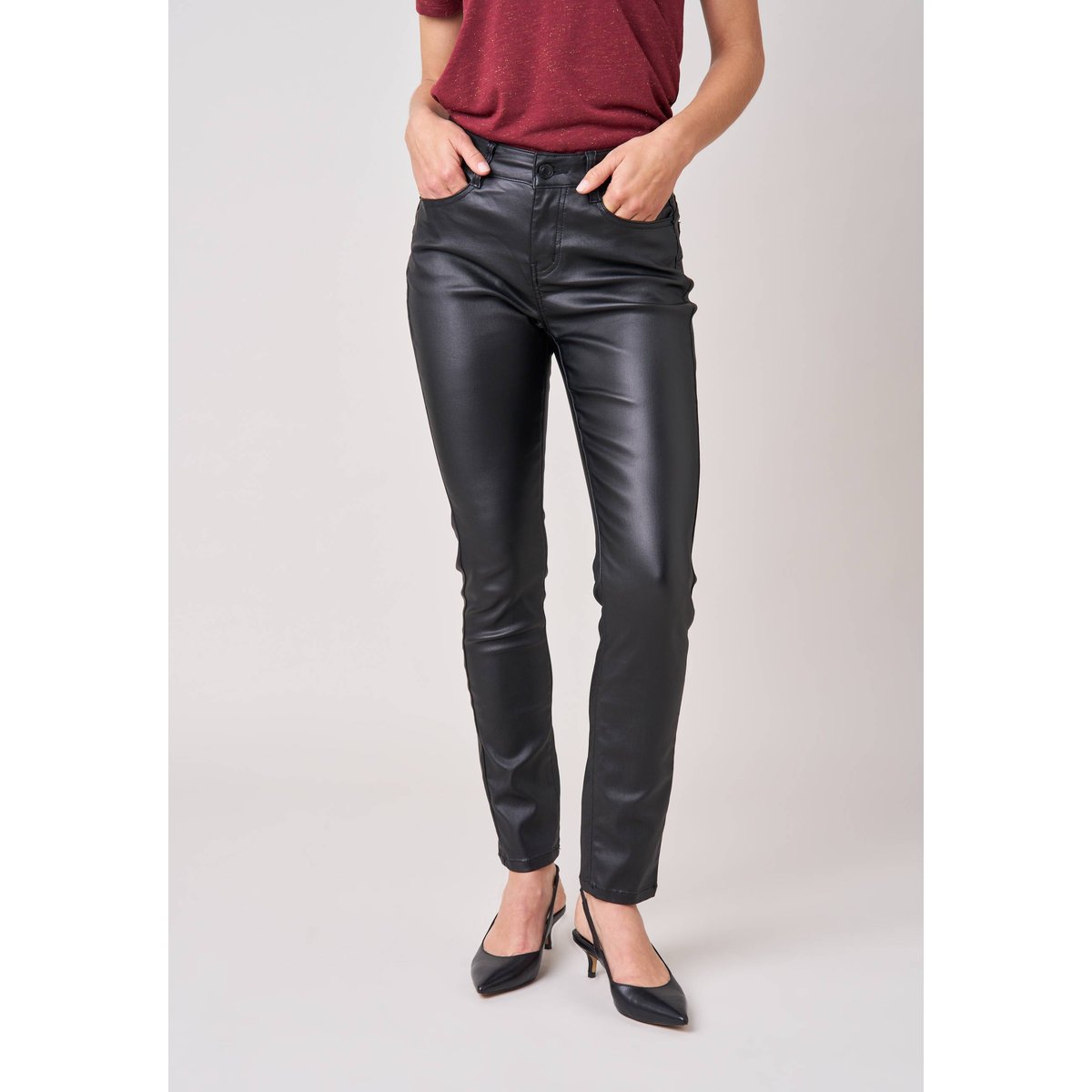 Pantalon slim femme en toile enduite LYZIE black, DEELUXE