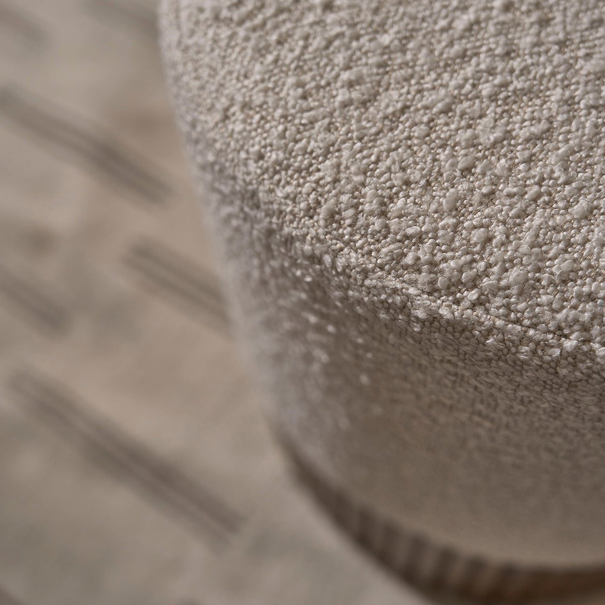 Pouf en bois massif et bouclette  TANE marron, BERAH GETAH