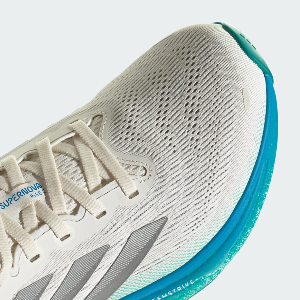 Chaussure De Running Supernova Rise 2 chalk white / silver metallic / glory green, adidas Performance