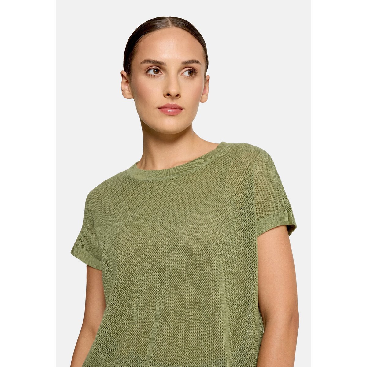 Pull-over en maille ajourée sans manches oil green, BETTY BARCLAY