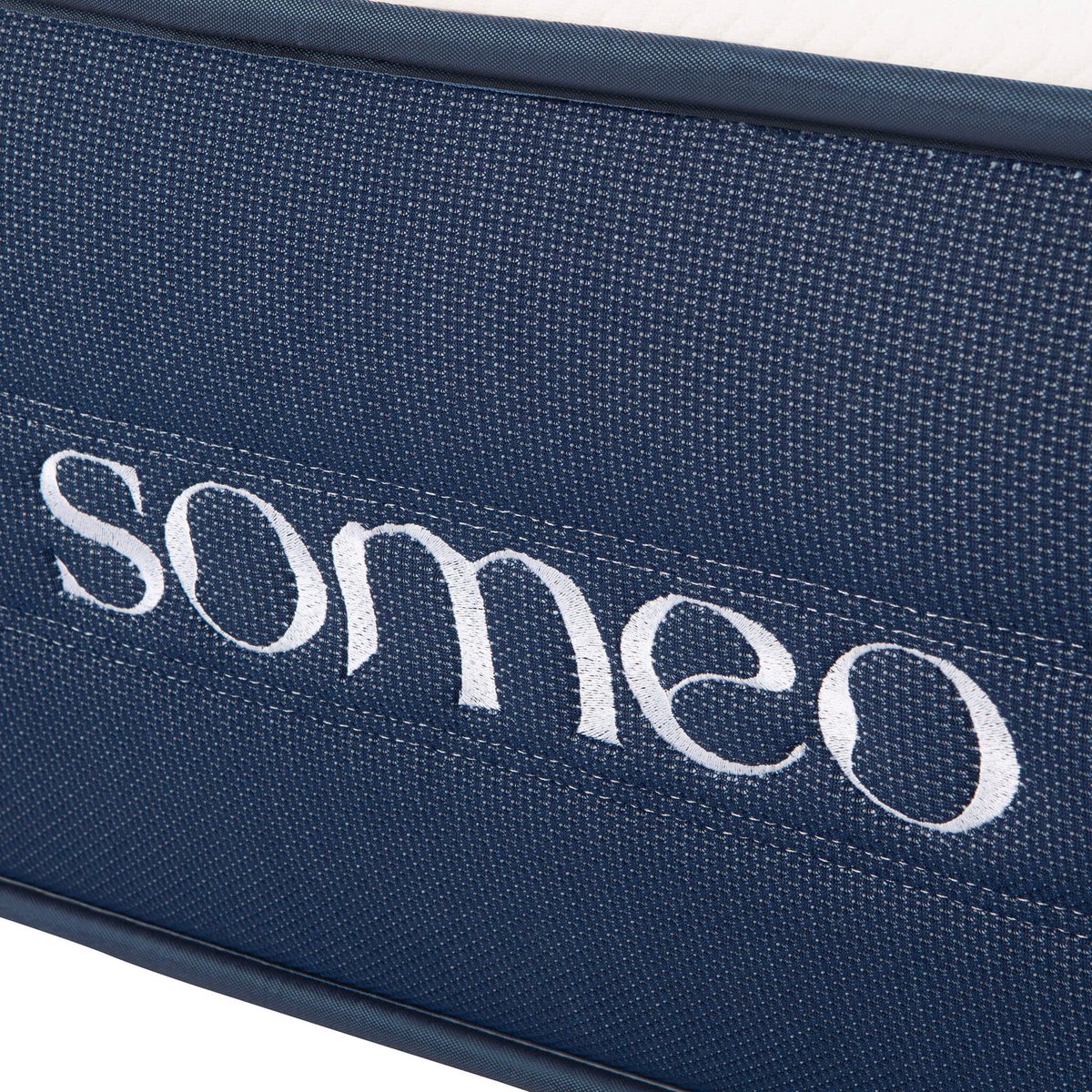 Ensemble matelas ressorts, latex et mémoire de forme, sommier Constellation et pieds Rêve 700 blanc, SOMEO
