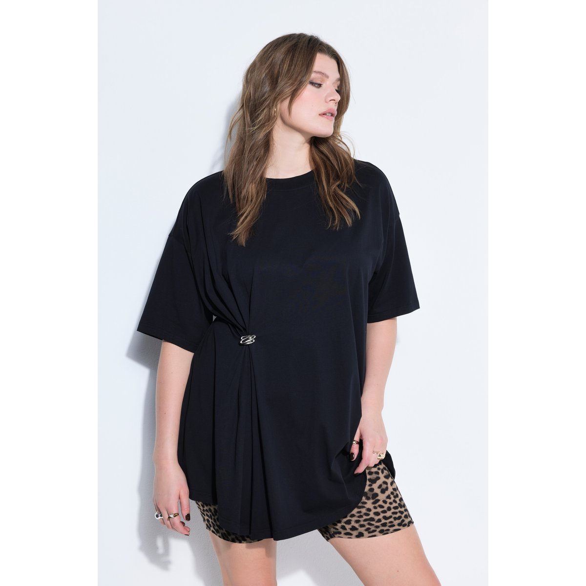 T-shirt oversize, nœud décoratif noir, STUDIO UNTOLD