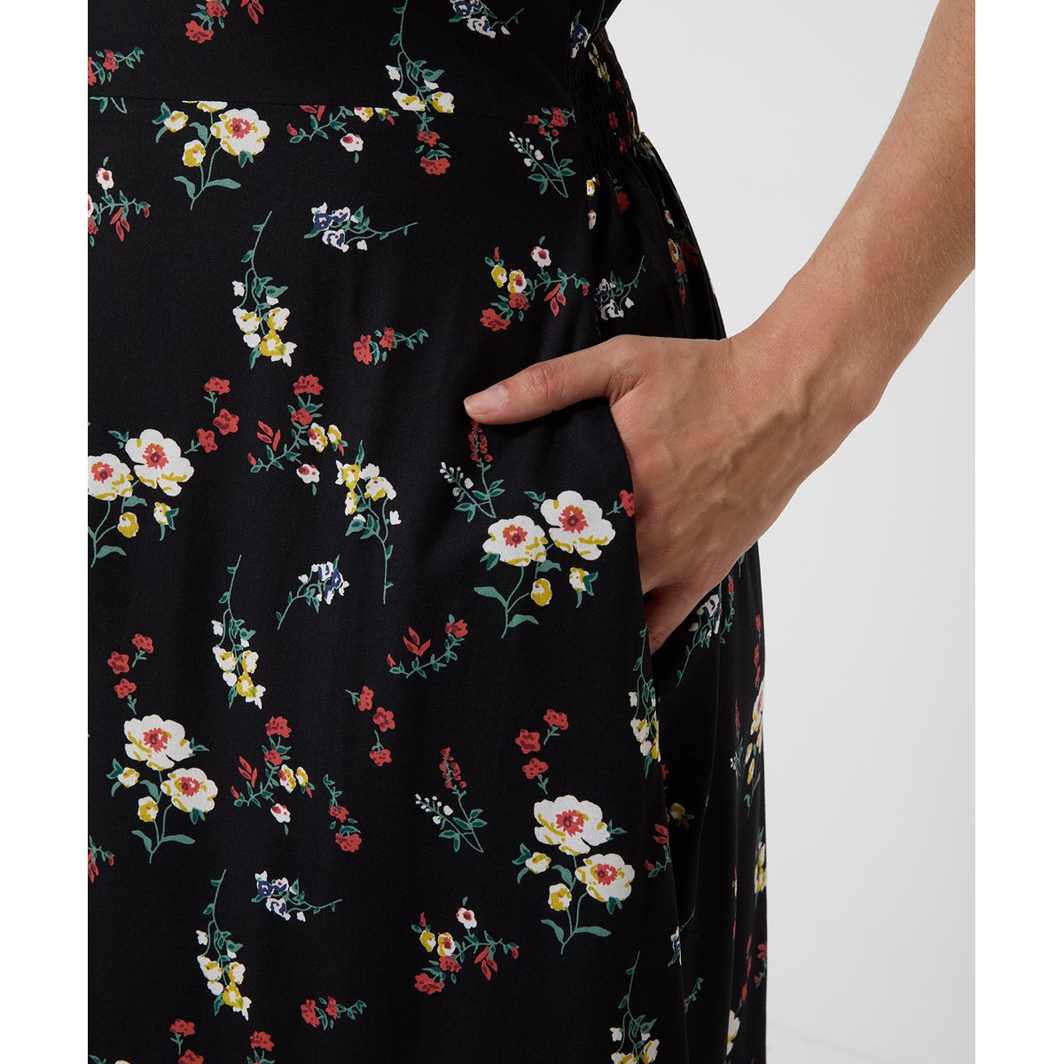 Adorable Robe Longue Boutonnée à Petites Fleurs noir, JOE BROWNS