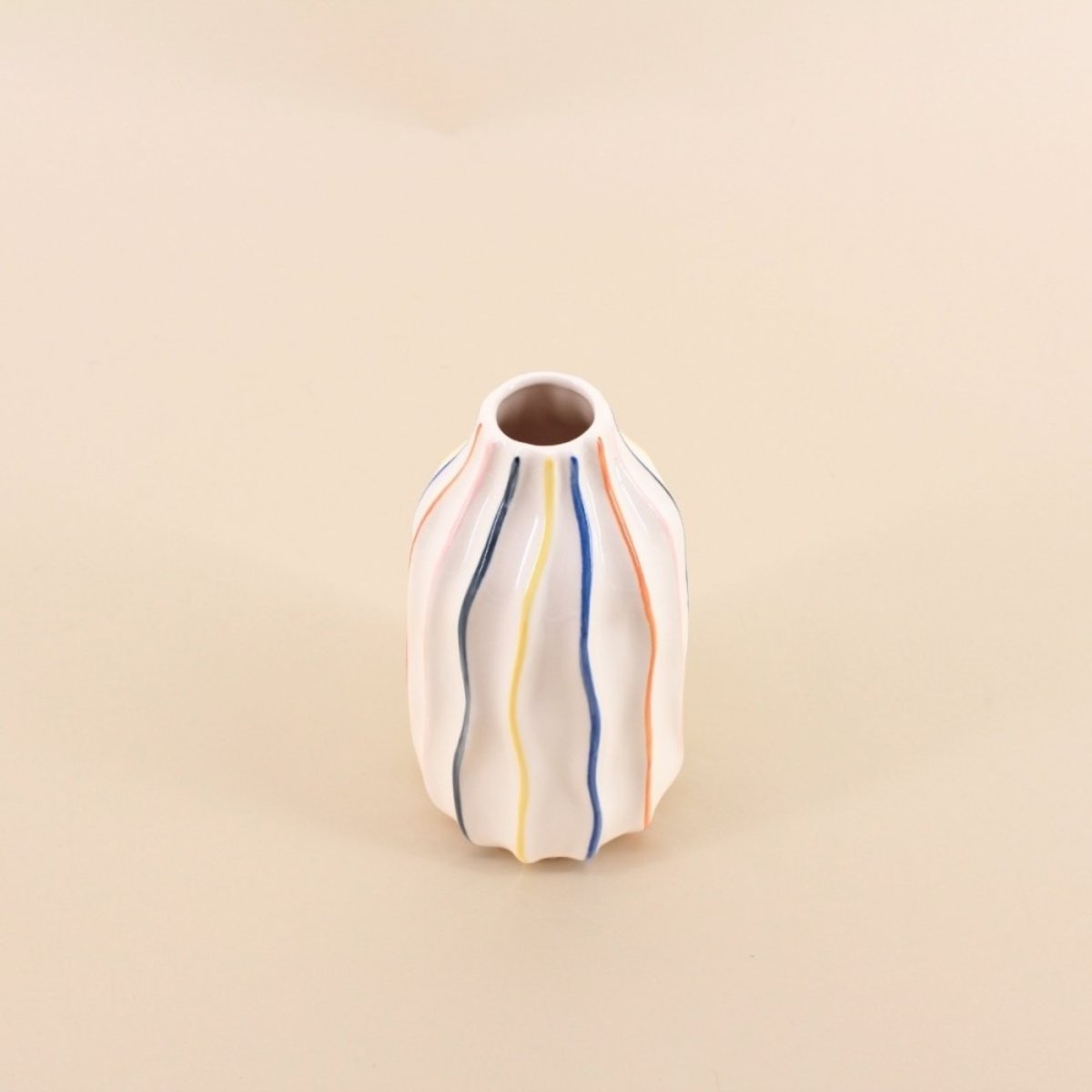 Vase en céramique lignes, H17cm blanc, ORNAMI