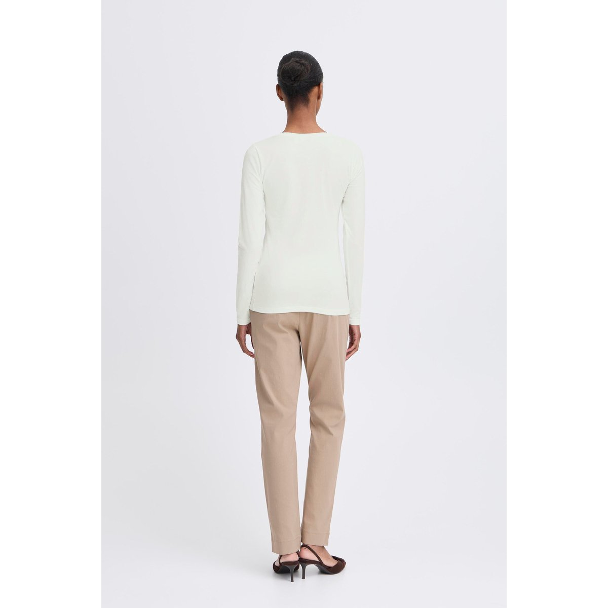 Á manches longues blanc off white, B.YOUNG