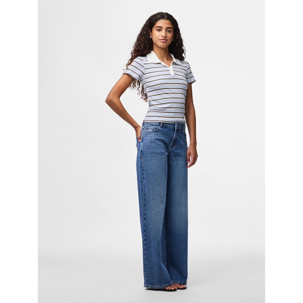 Jean À Coupe Ample medium blue denim, PIECES