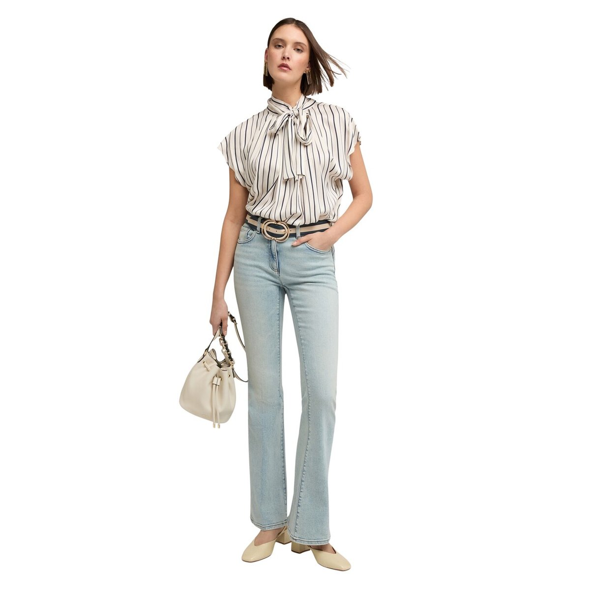 Chemisier oversize rayé avec nœud au dos blanc, MOTIVI