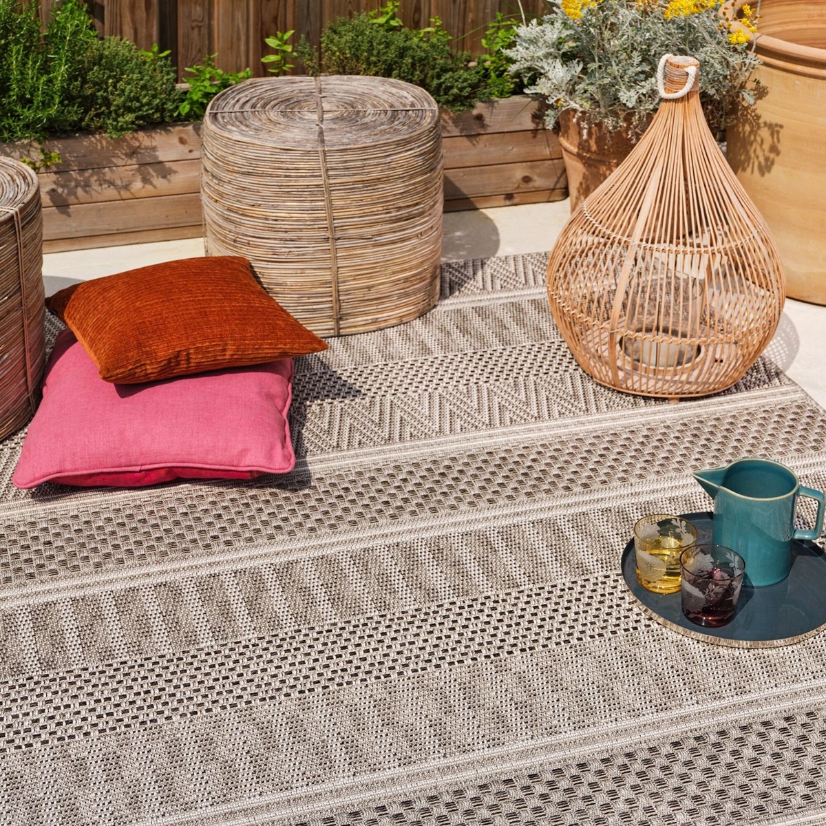 Tapis intérieur extérieur tissé plat LOGGIA gris, NOVATREND