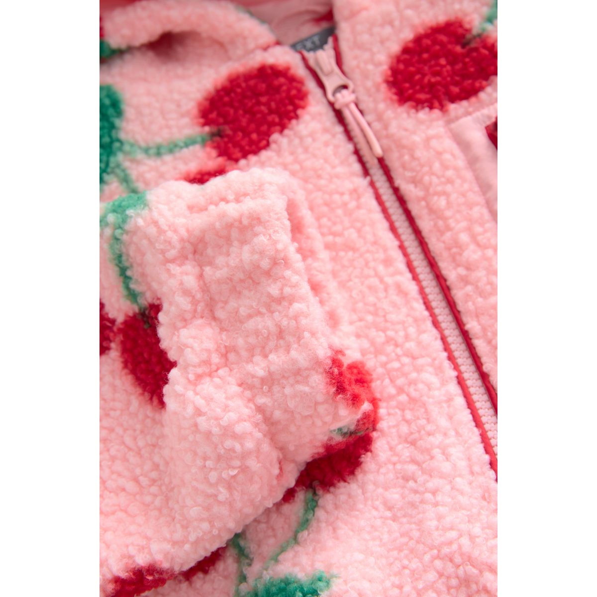 Veste à capuche en peau lainée zippée rose/rouge cerise, NEXT