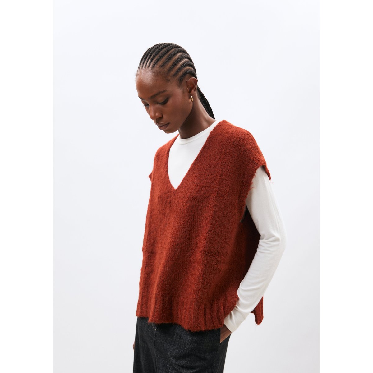 Pull sans manches en maille bouclette col V orange, HUMILITY