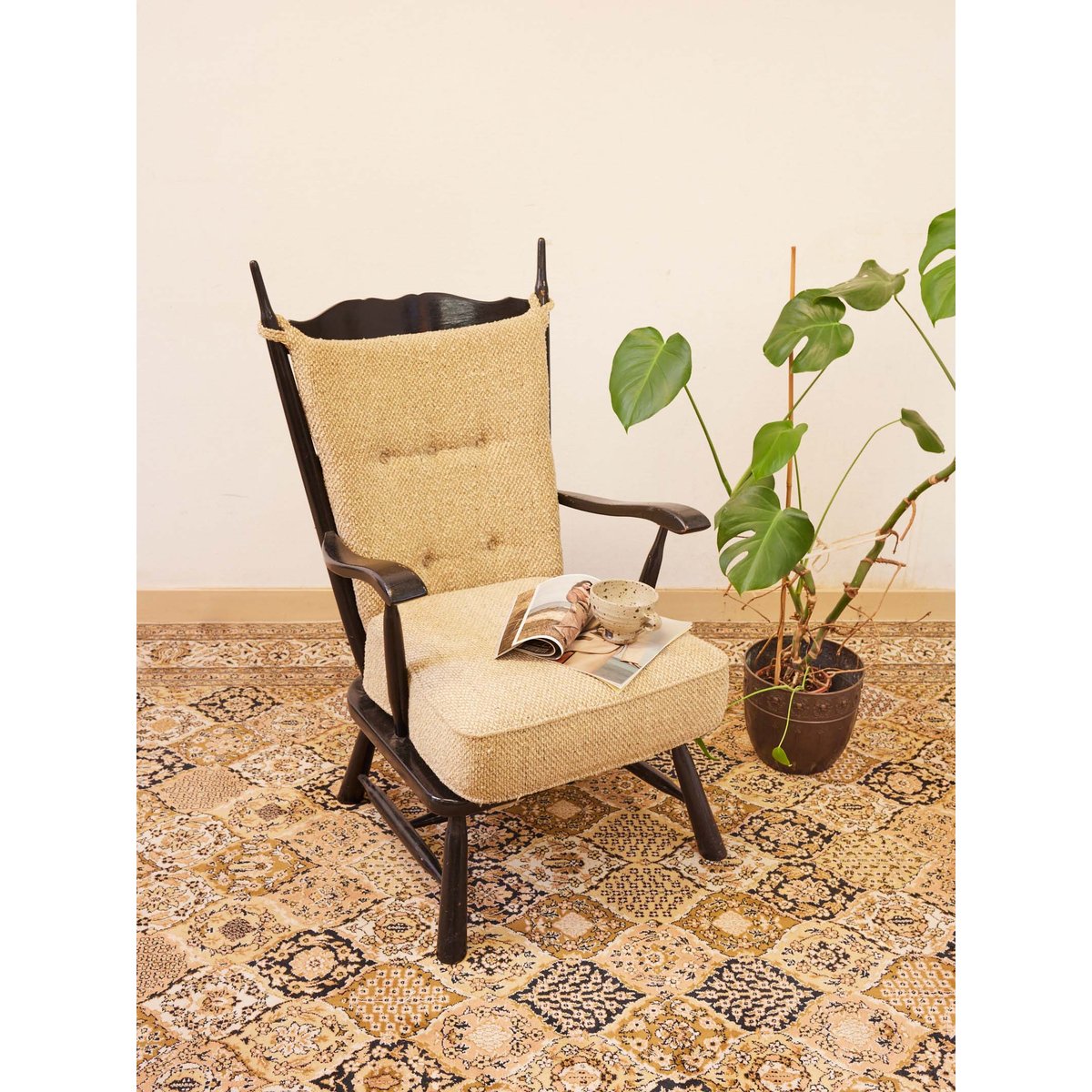 Fauteuil en bois Ernest N°1578 - Bon état noir, DEBONGOUT