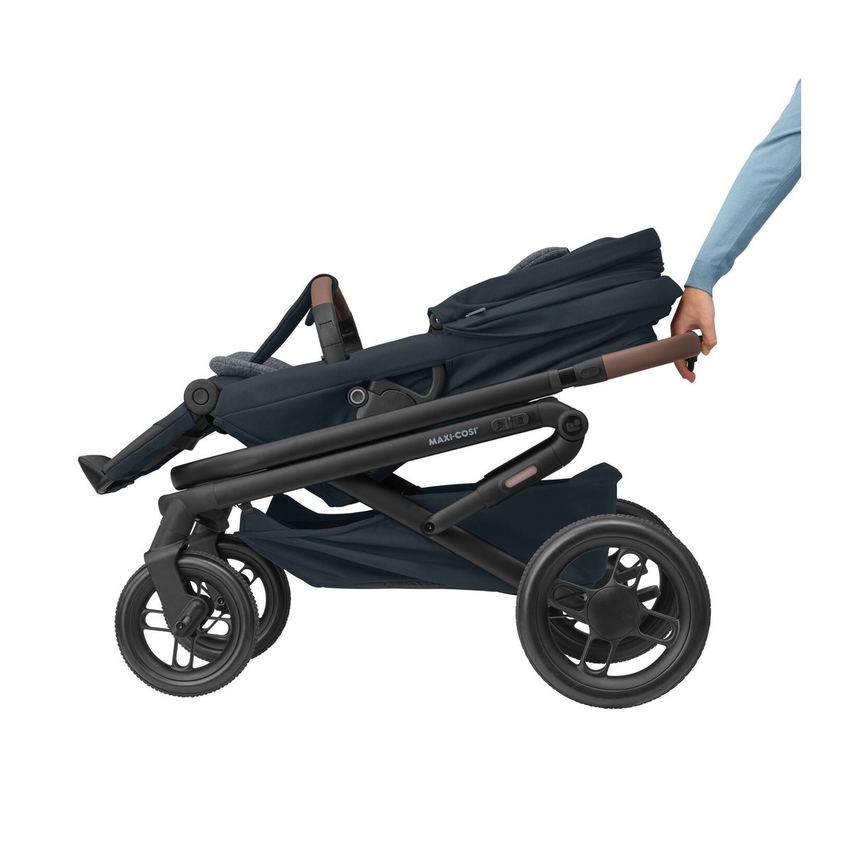 Poussette tout-terrain Lila XP+, avec Nacelle bébé gris foncé, MAXI COSI