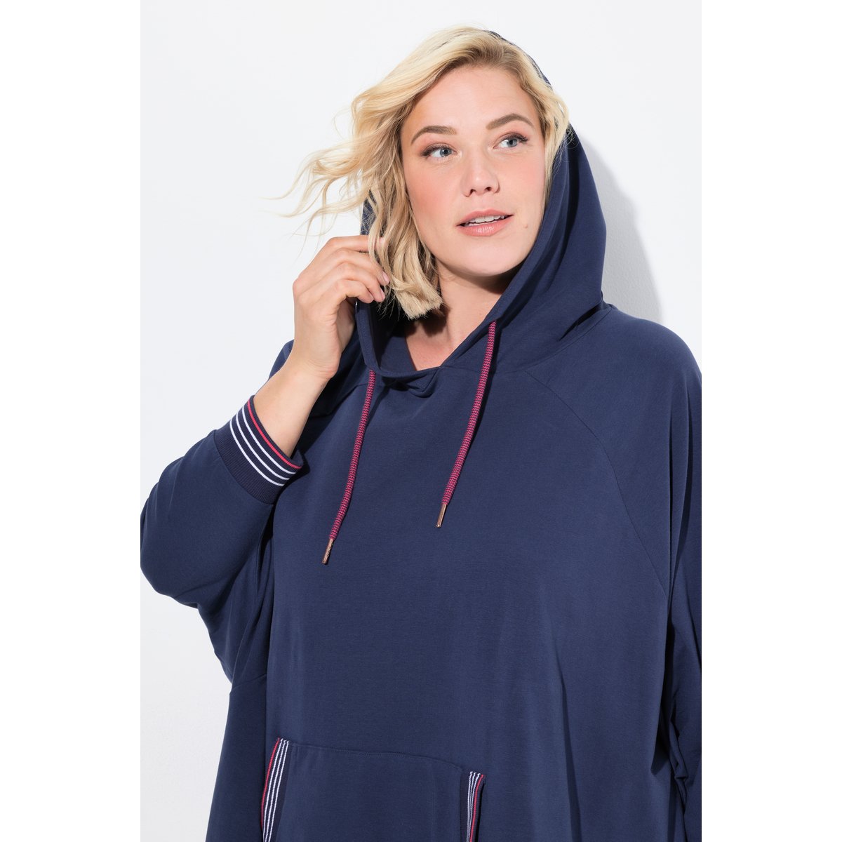 Poncho d'intérieur oversize violet foncé, ULLA POPKEN