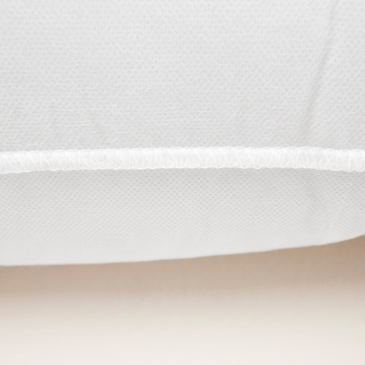 Coussin De Garnissage en Polypropylène, 100% recyclable, 30x40 cm FIBRE blanc, MADURA