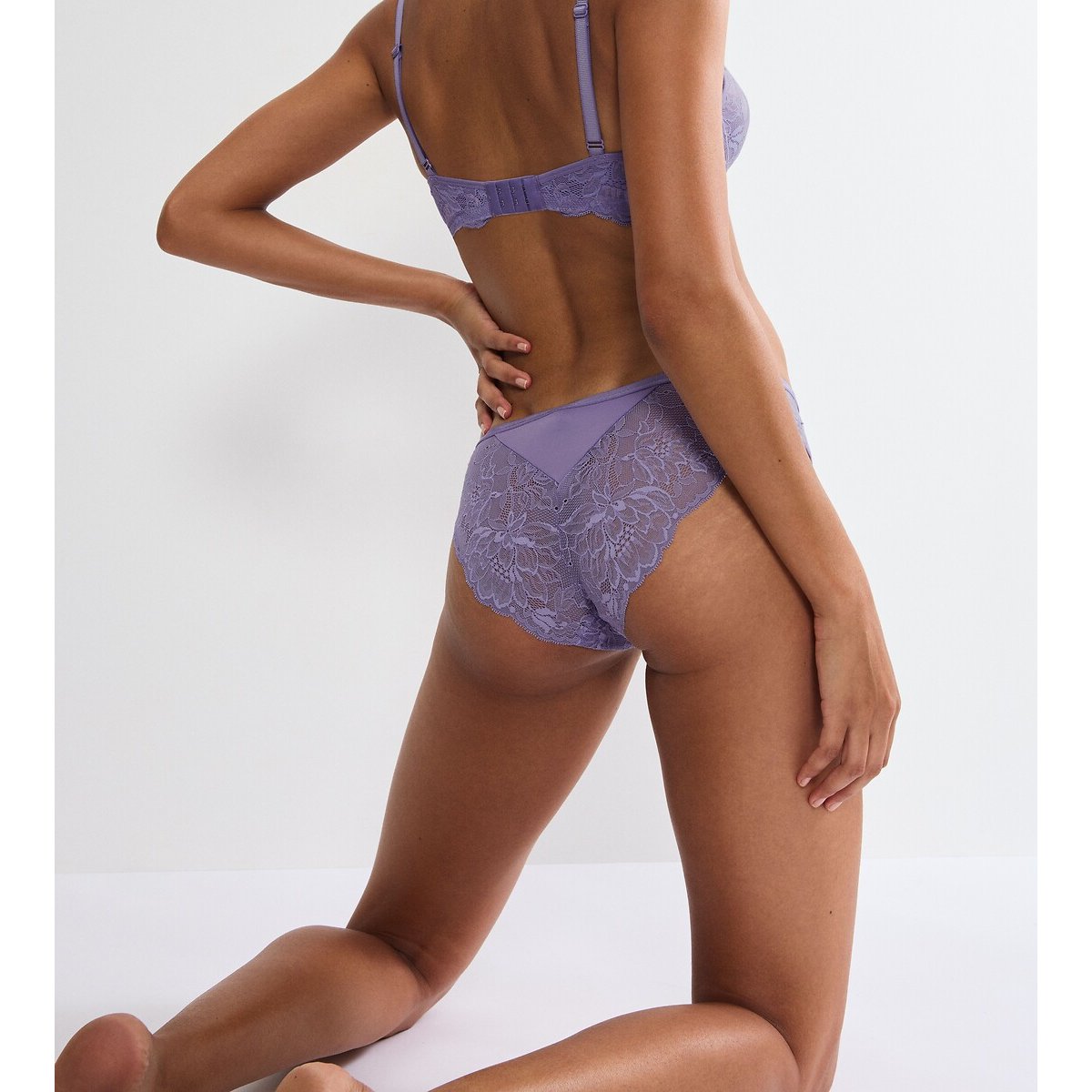 Slip brésilien AMOURETTE CHARM lilas, TRIUMPH
