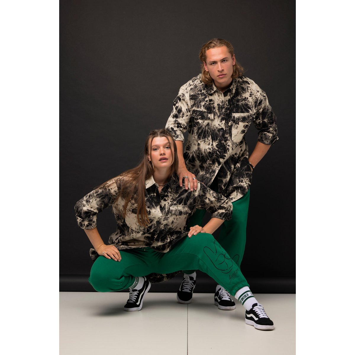 Veste chemisier oversize à manches longues noir, STUDIO UNTOLD