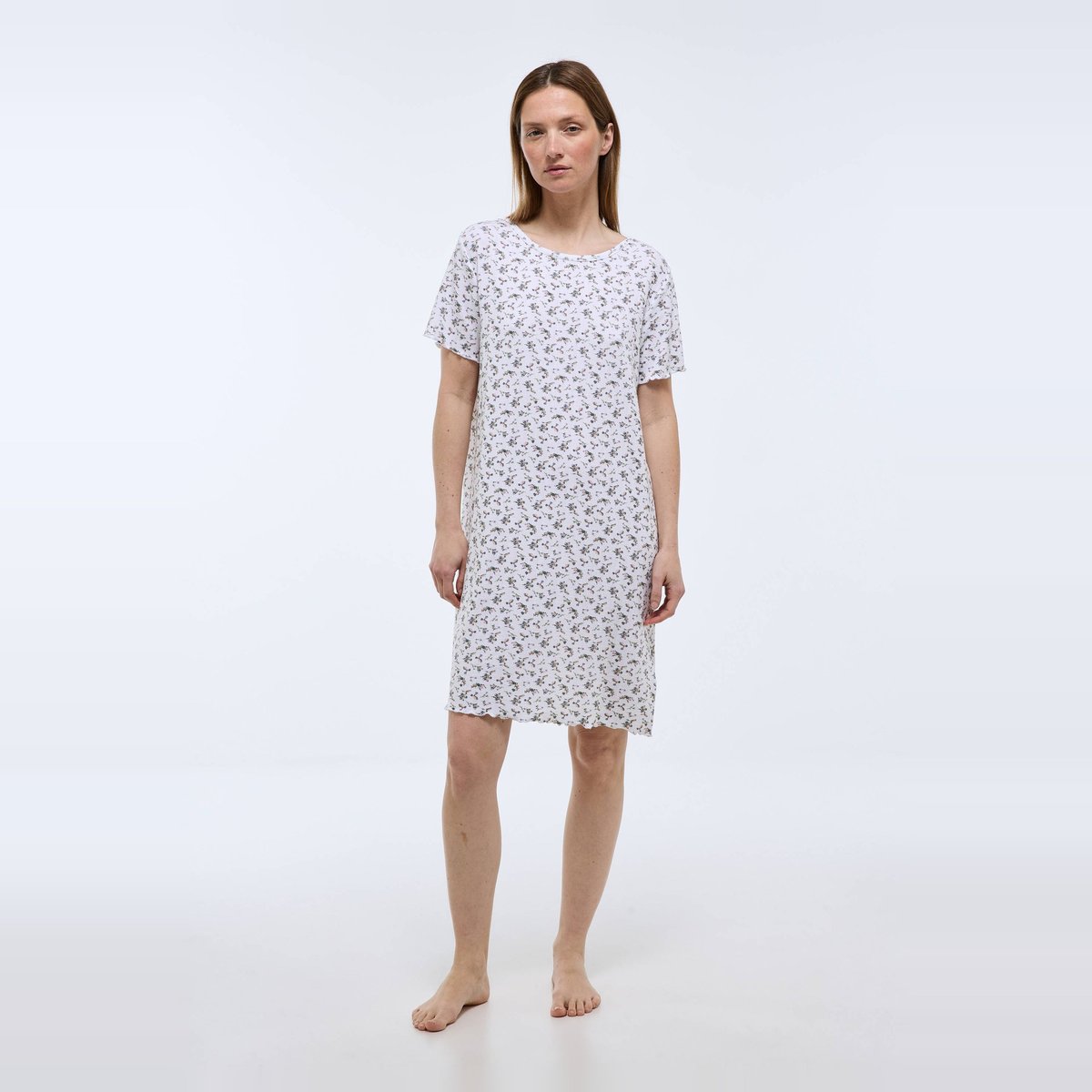 Chemise de nuit en pointelle imprimée à finitions ruffle en modal et coton white cap, MONOPRIX