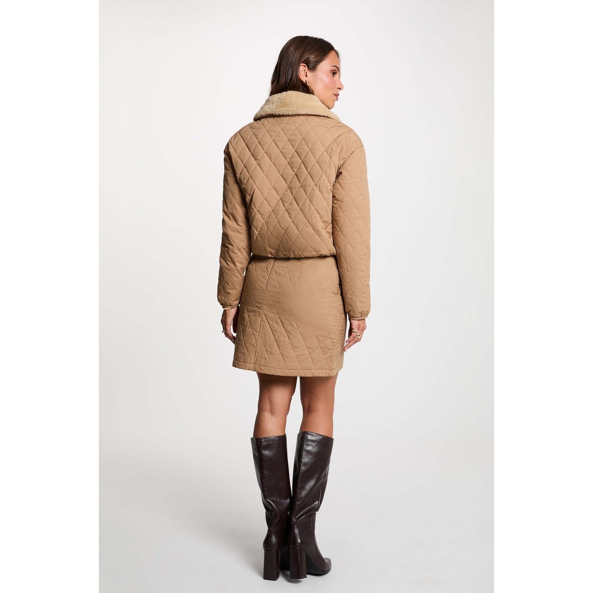 Jupe courte matelassée marron cognac, MORGAN