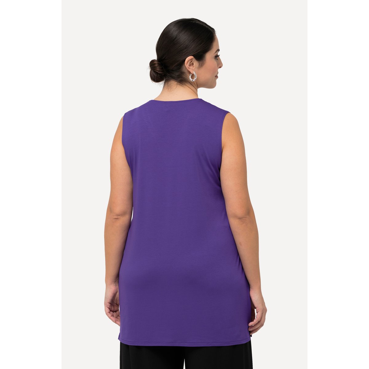 Top sans manches. Col tunisien et perles. violet, ULLA POPKEN