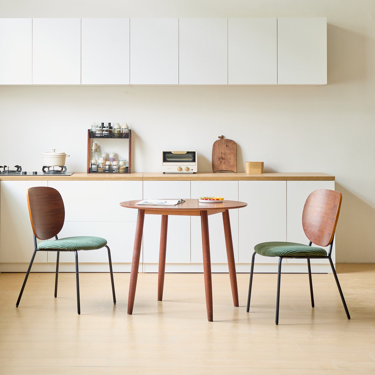 Lot de 2 chaises de salle à manger en bois, métal et velours côtelé, ORUM vert, NORDLYS