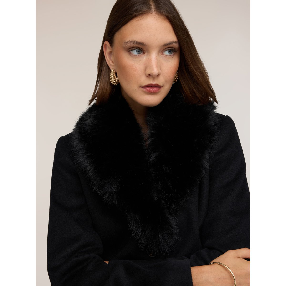 Manteau croisé simple boutonnage noir, MOTIVI