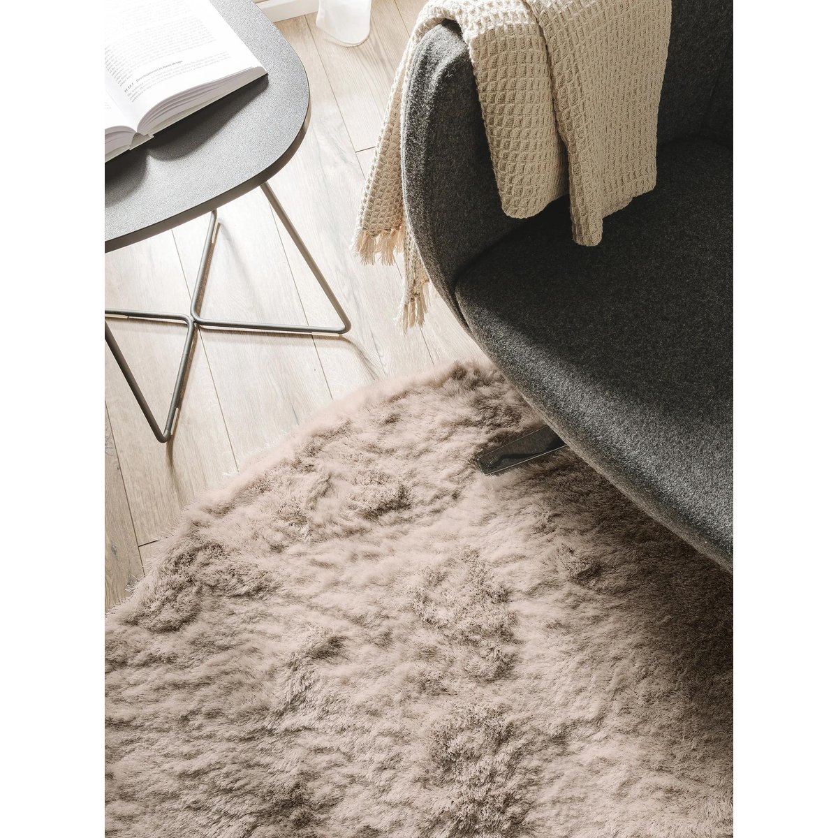 Tapis rond à poils longs WHISPER beige, BENUTA 