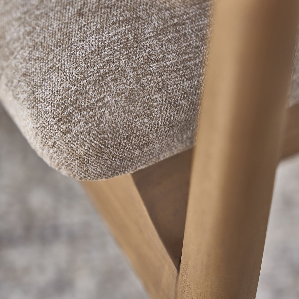 Fauteuil en teck massif , cannage et tissu  SABI grege, BERAH GETAH