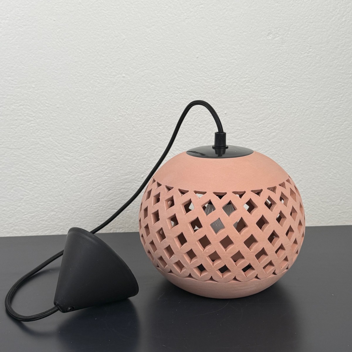Suspension en terre cuite, YAZO beige, GERARD LAMY