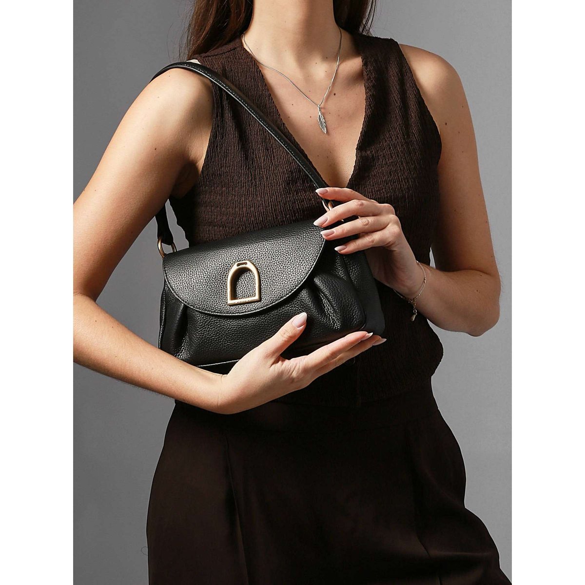 Sac bandoulière et épaule Shadow cuir noir, ETRIER