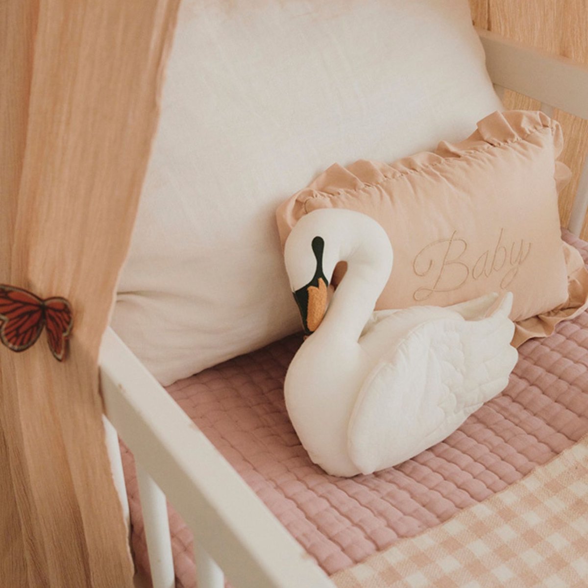 Coussin pour bébé SWAN LAKE rose, LORENA CANALS