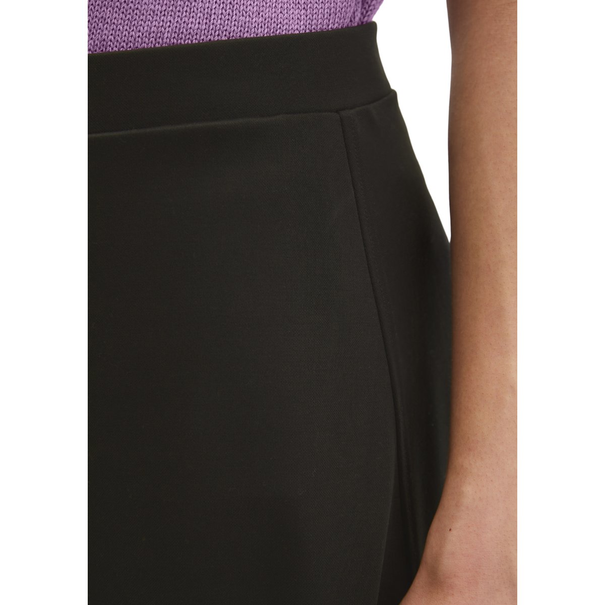 Jupe en jersey évidée en jersey fluide soft touch noir, MARC O'POLO