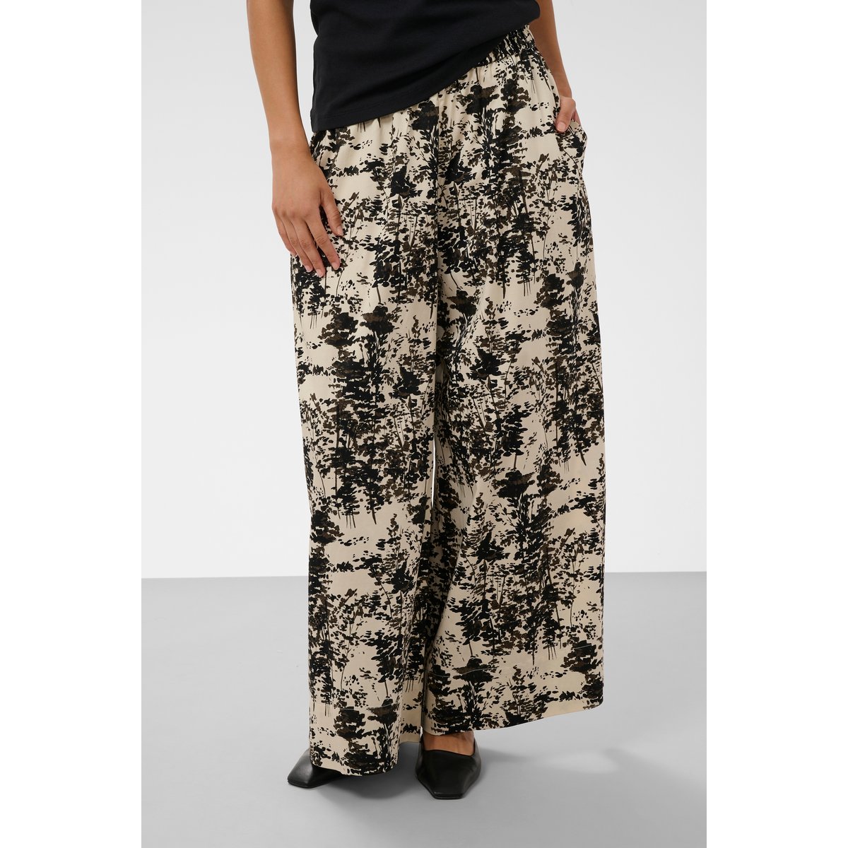 Pantalon Casual beige oatmeal forest, SOAKED IN LUXURY