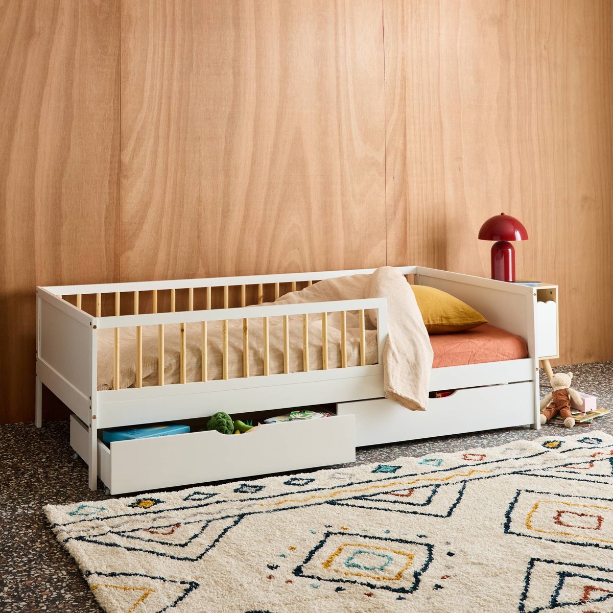 Lit enfant 90 x 190 cm pin naturel avec sommier à lattes et tiroirs ELIO blanc, SWEEEK