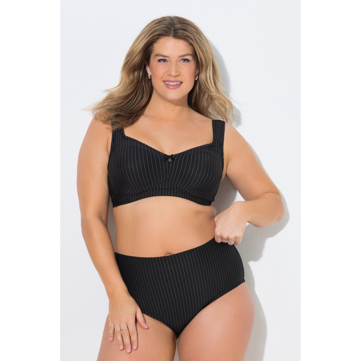 Soutien-gorge souple sans armatures noir, ULLA POPKEN
