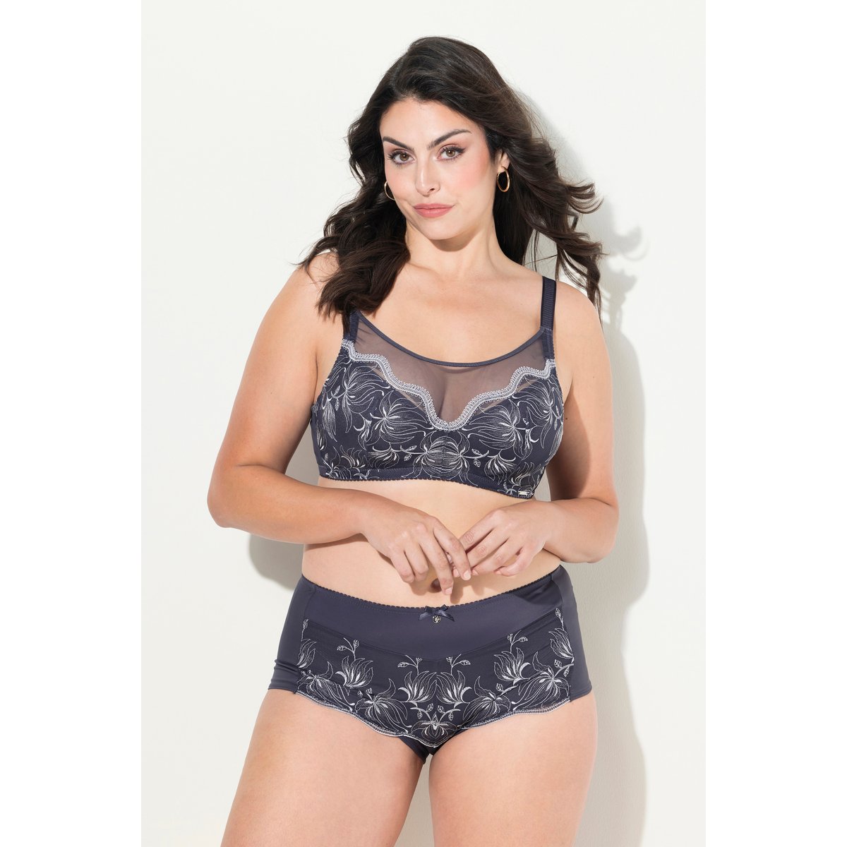 Hipster, dentelle florale anthracite, ULLA POPKEN